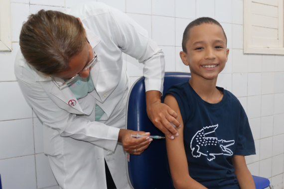 Natal amplia faixa etária da vacinação contra a dengue para pessoas com idade entre 4 e 59 anos 