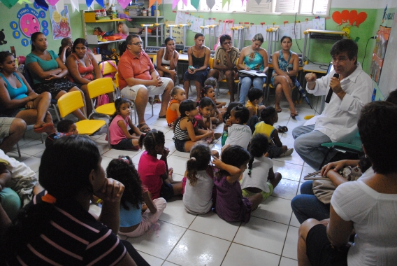 CMEI Maria de Nazaré realiza atividade ambiental com pais e alunos