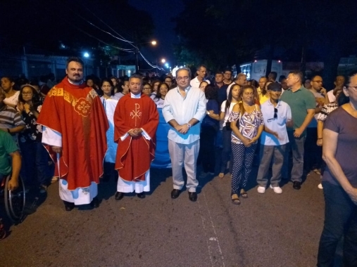 Álvaro Dias participa do encerramento das comemorações do centenário da Paróquia de São Pedro