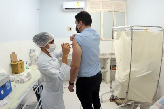 SMS Natal passa a ofertar vacina contra gripe em todas as salas de vacinação