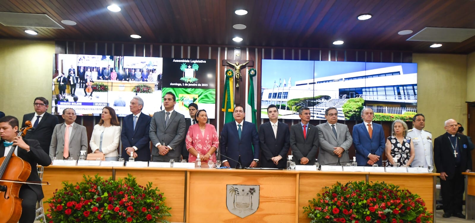 Álvaro Dias participa de sessão solene de posse da governadora e do vice-governador do RN