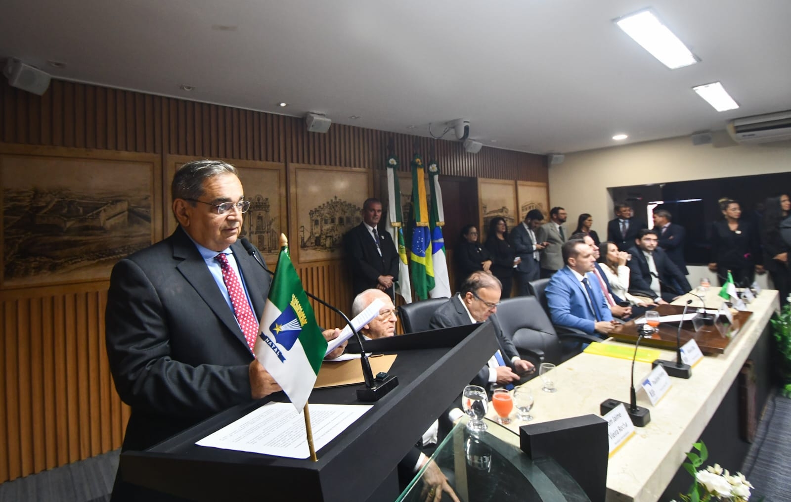 Em mensagem anual ao Legislativo, prefeito Álvaro Dias destaca projetos estruturantes