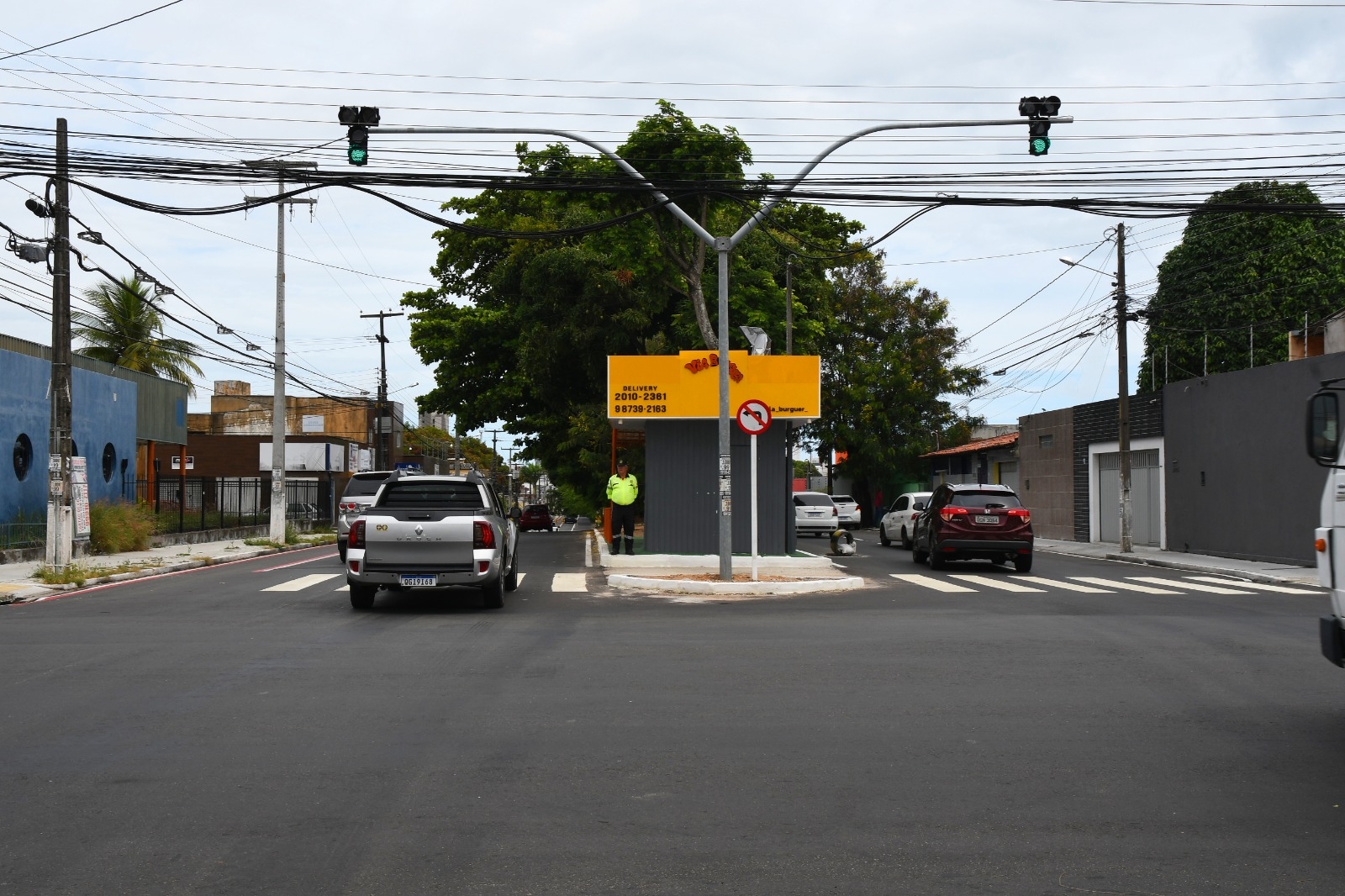 Sentido único de tráfego em trecho da rua São José agrada a população