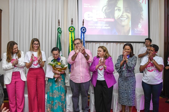 Em solenidade, Álvaro Dias destaca ações da Prefeitura em defesa e proteção das mulheres